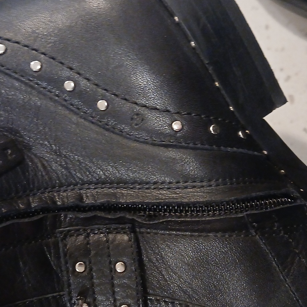 Ted Baker Women Kelanaa Studded Leather Boots Black Size 9.5 - Picture 8 of 11